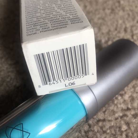 🔥NWB🔥 TULA Urban Defense Hydrating Mist with Probiotic Technology - Picture 6 of 6